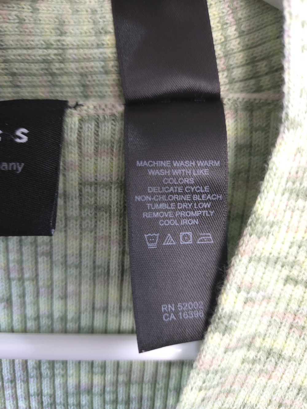 AXCESS Green Ribbed V-Neck Knit Tank - Picture 3 of 7
